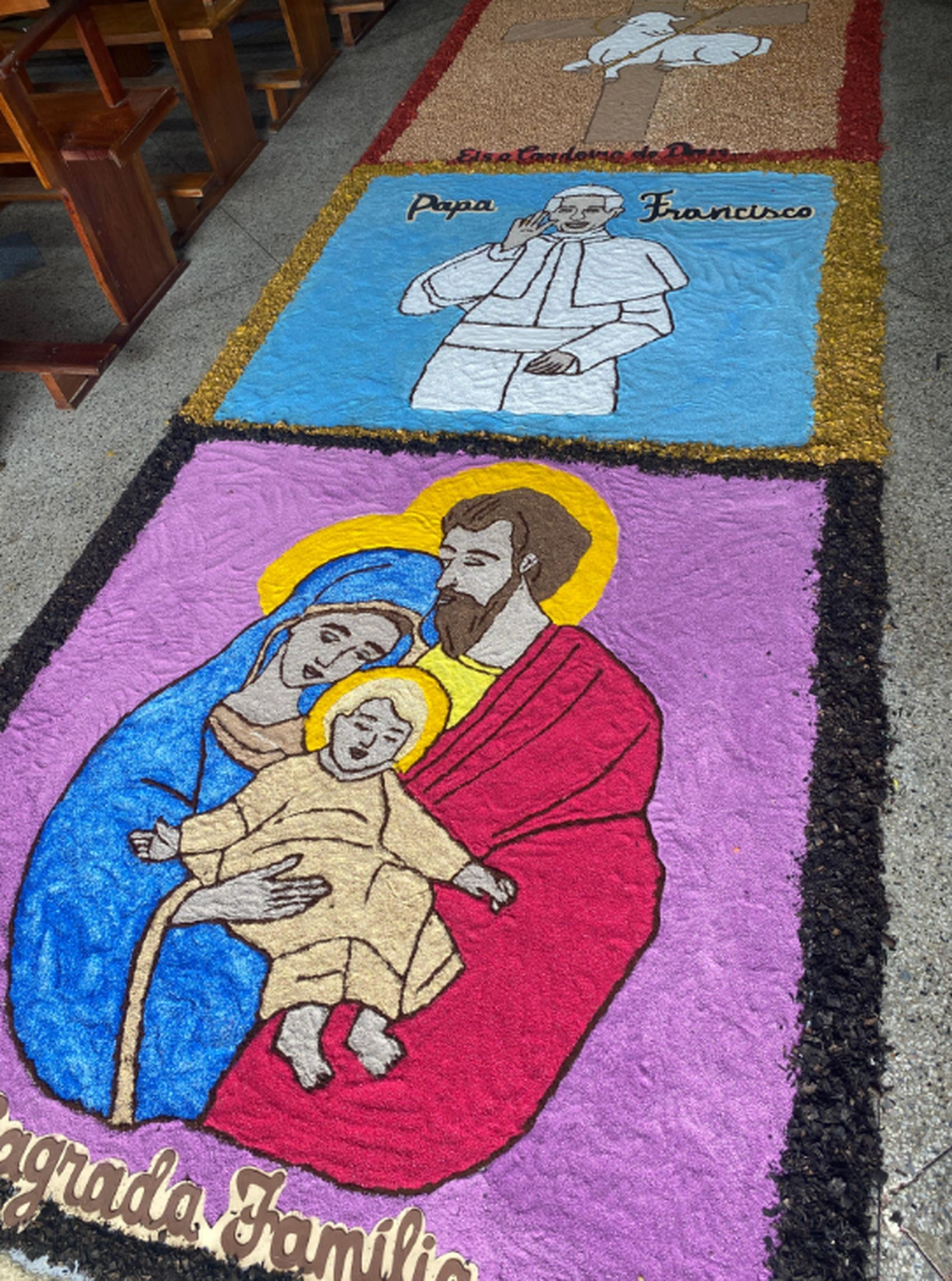 Católicos confeccionam tapetes de Corpus Christi em Sergipe