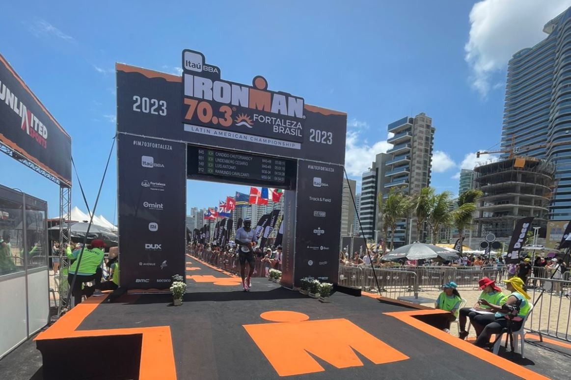 Policial atropela atleta do Ironman, foge sem prestar socorro e é preso em Fortaleza