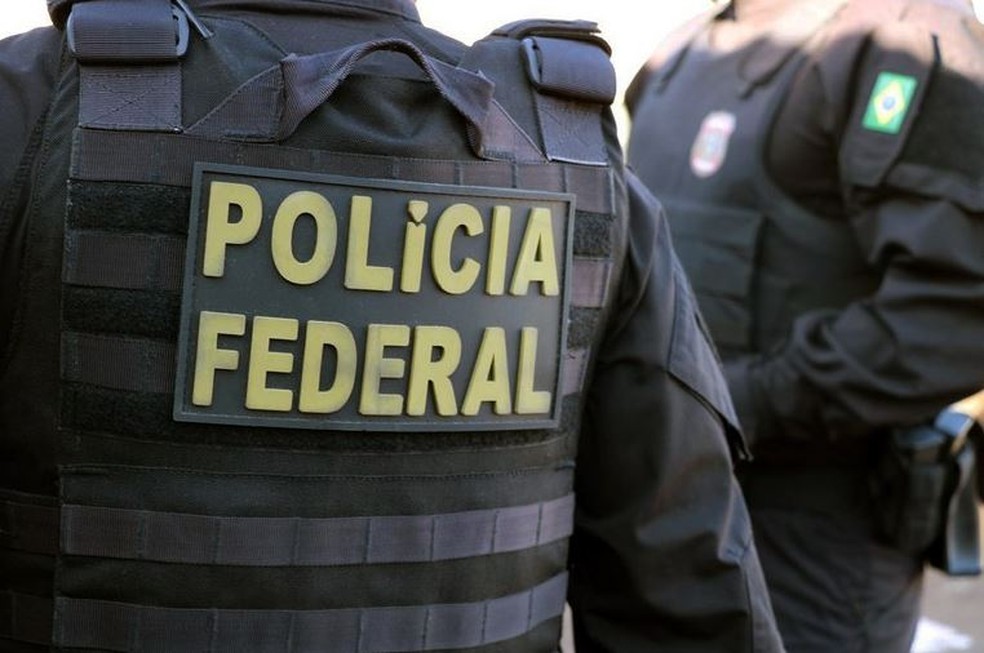 Quatro pessoas são presas em Juazeiro do Norte por trocar exames médicos por votos. — Foto: Polícia Federal/ Divulgação
