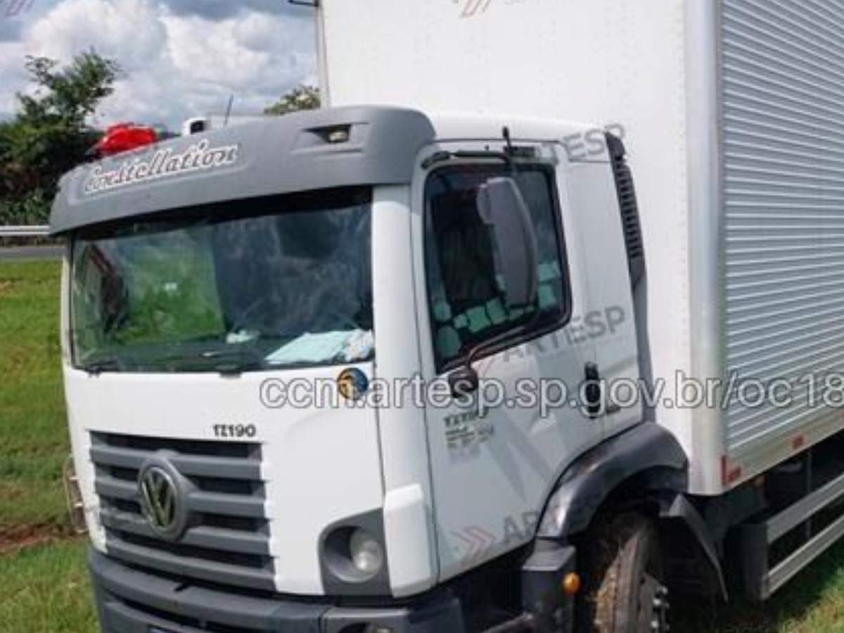 Motorista de caminhão morre em grave acidente na Rodovia Anhanguera no interior de SP