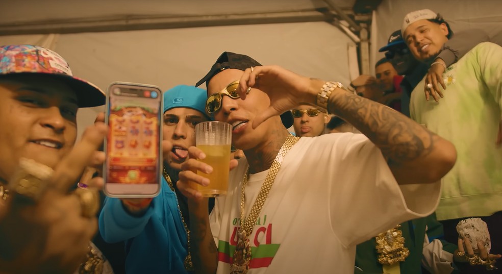 Cena do clipe 'Let's Go 4' — Foto: Reprodução