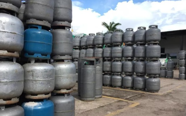 Preço do gás de cozinha sobe em MG, e botijão chega a R$ 125 na capital