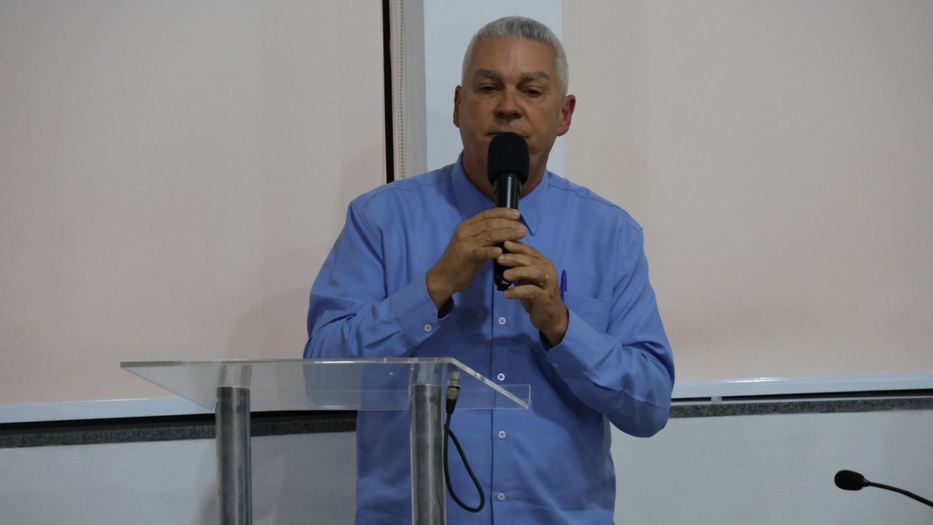 Câmara de Marechal Floriano cassa mandato do prefeito Lidiney Gobbi após denúncias de fraudes em licitações