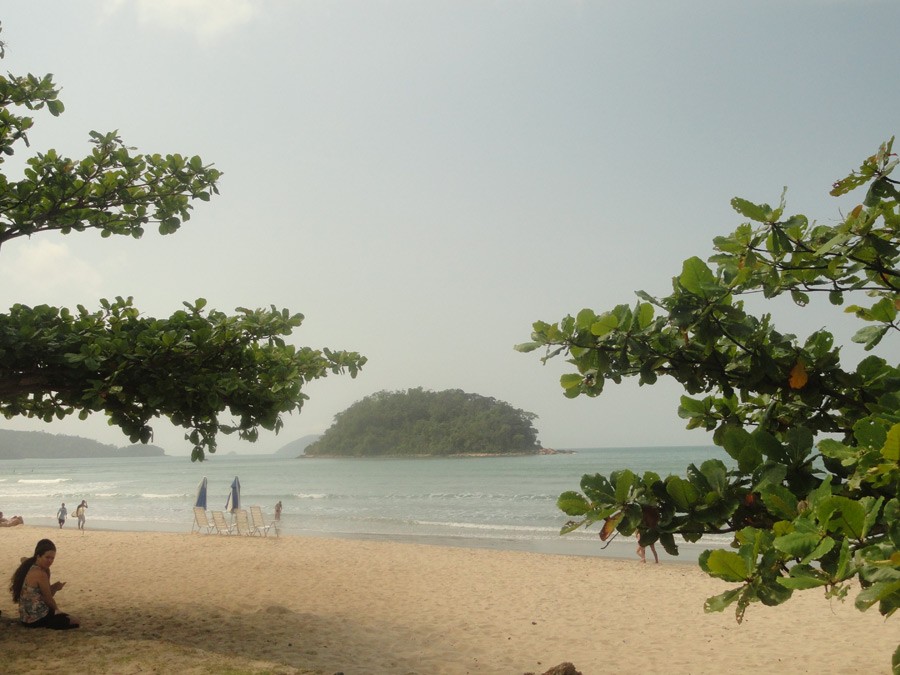 Turista de 44 anos morre após se afogar no mar em Ubatuba, SP