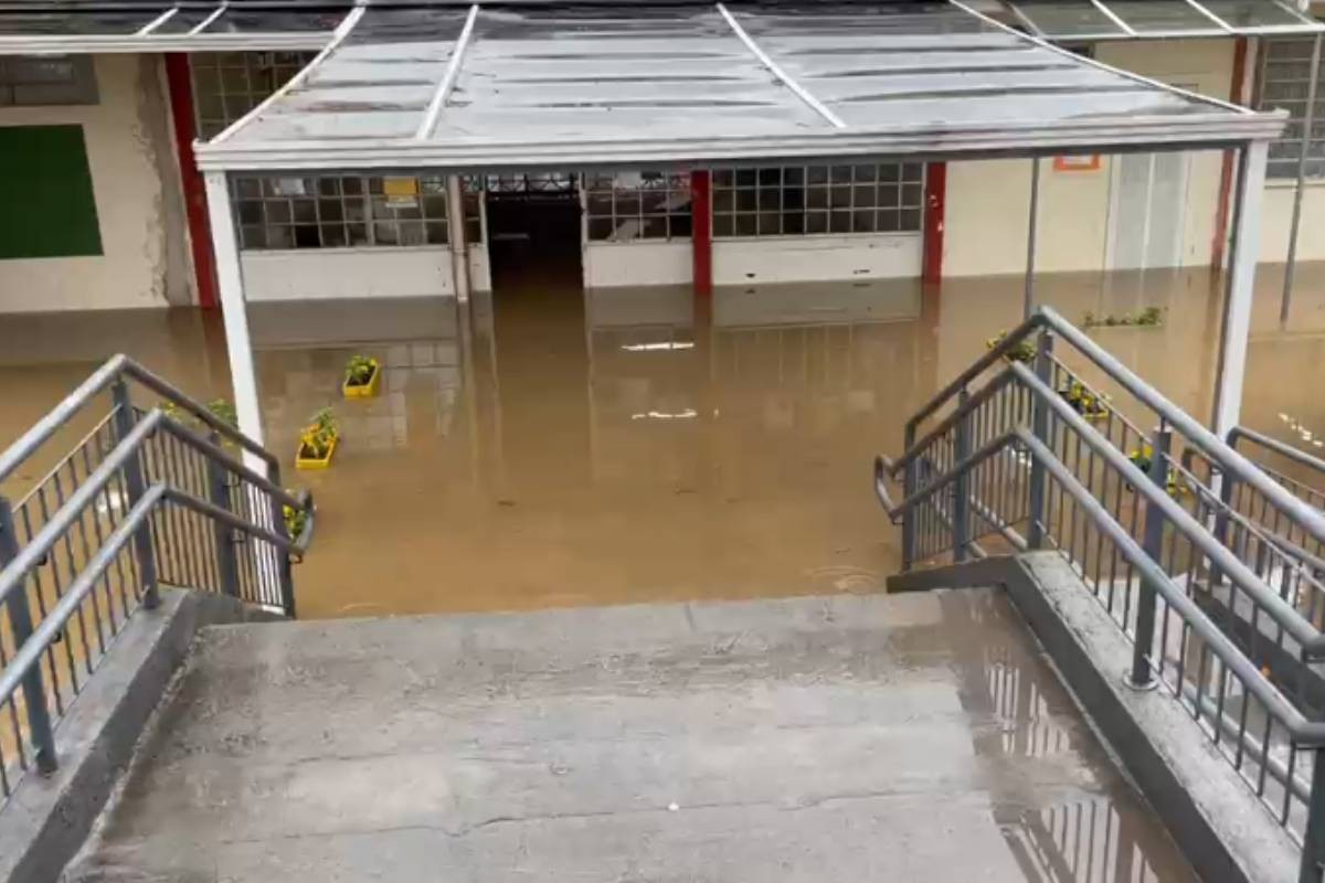 Temporais atingem 18 cidades no Paraná e afetam mais de 7 mil