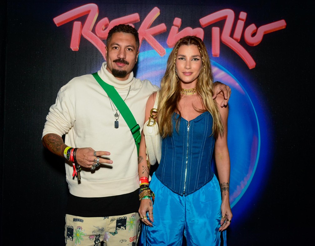 Fernando Medeiros e Aline Gotschalg no 3º dia do Rock in Rio 2022 — Foto: Webert Belicio/Agnews