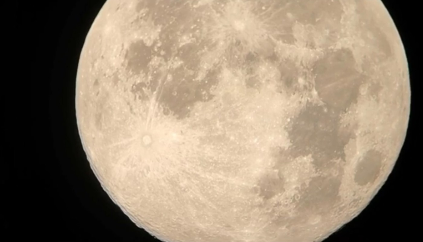 Última superlua de 2025: veja quais regiões do Paraná têm 'chance alta' de observar o fenômeno