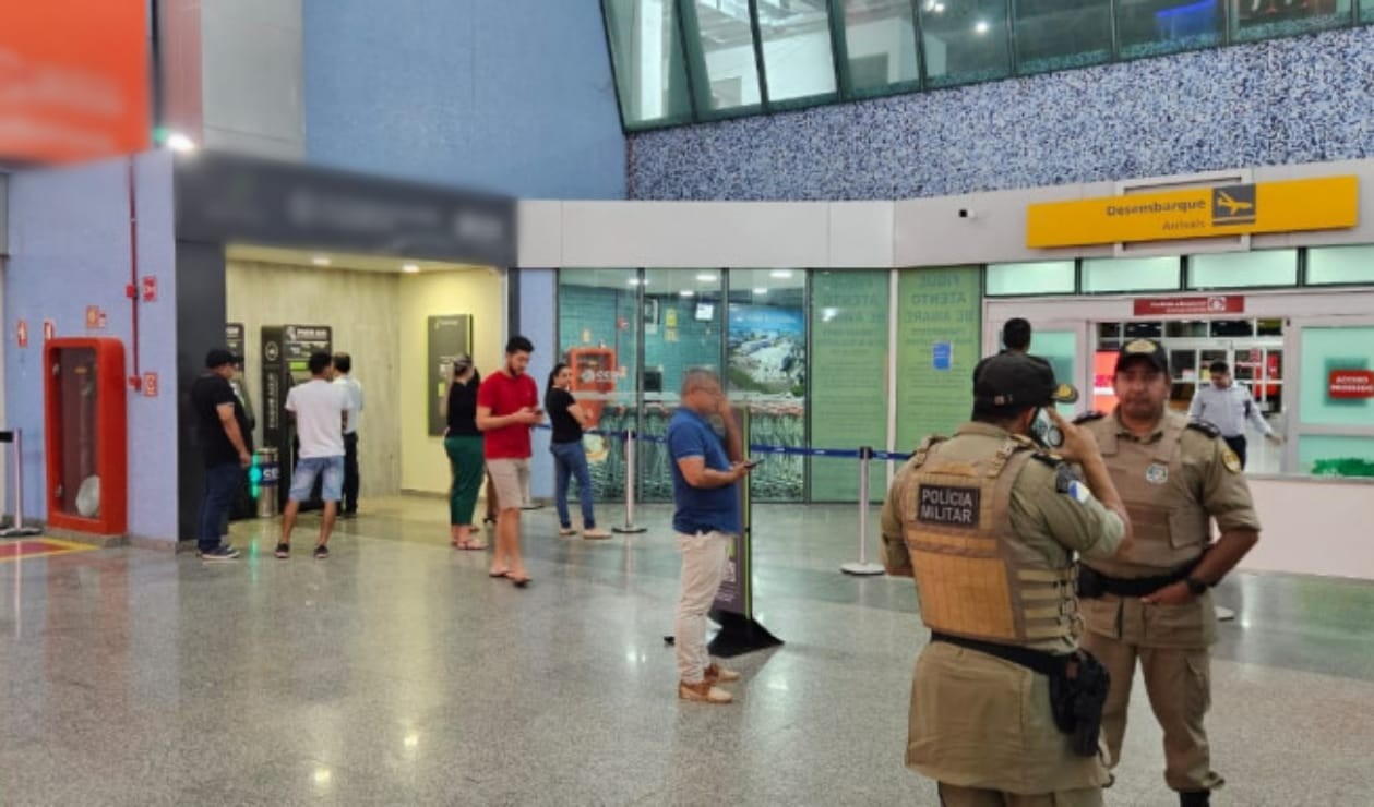 Operação é realizada no aeroporto de Palmas após denúncias contra motoristas de aplicativos