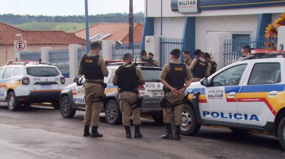 Policial já havia sido preso suspeito de invadir quartel da PM e furtar armamento em MG — Foto: Reprodução/EPTV