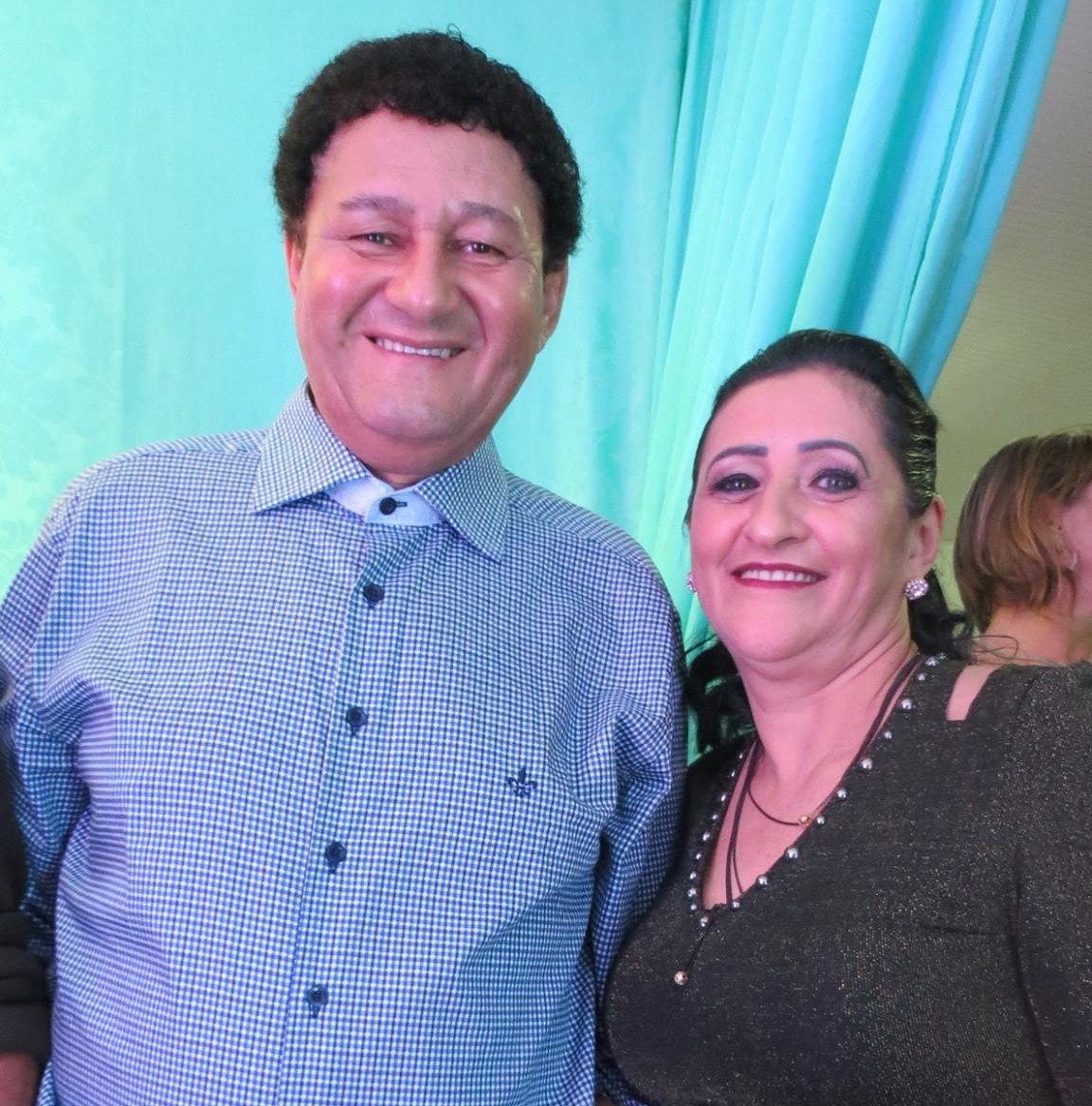 Casal morre após carro onde estavam ser arrastado por mais de 100 metros por caminhão no Paraná 