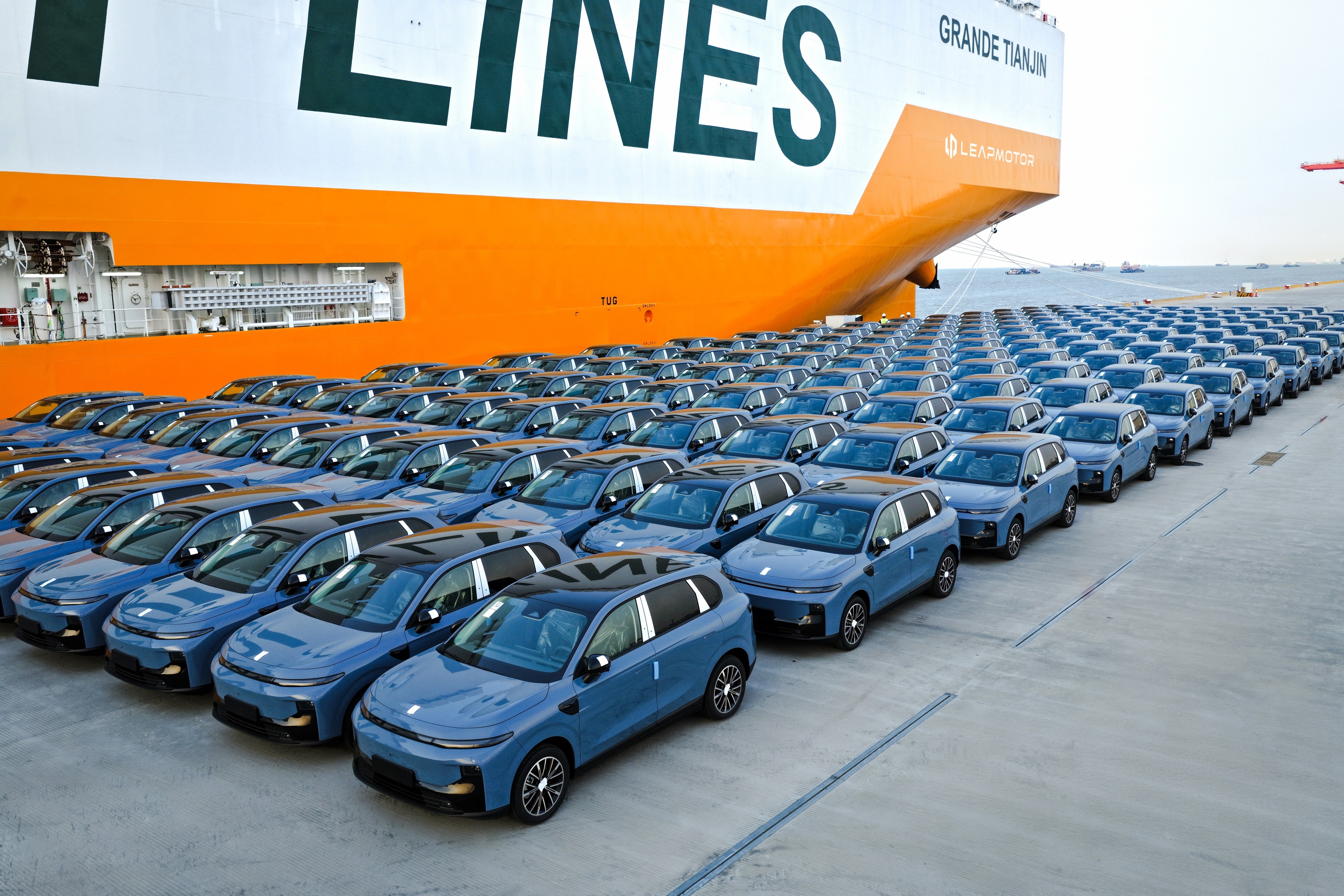 Venda de carros cai na China, e marcas chinesas aceleram chegada ao Brasil e a novos mercados
