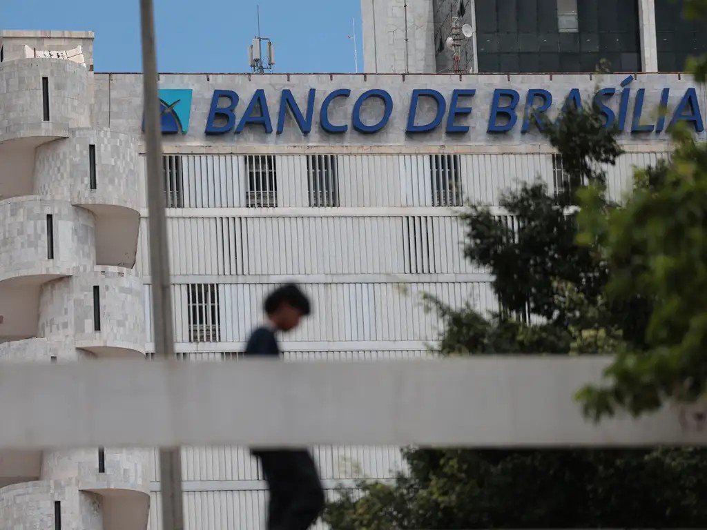 Acionistas minoritários do BRB contestam aumento de capital e cobram valor exato do prejuízo causado pelo caso Master