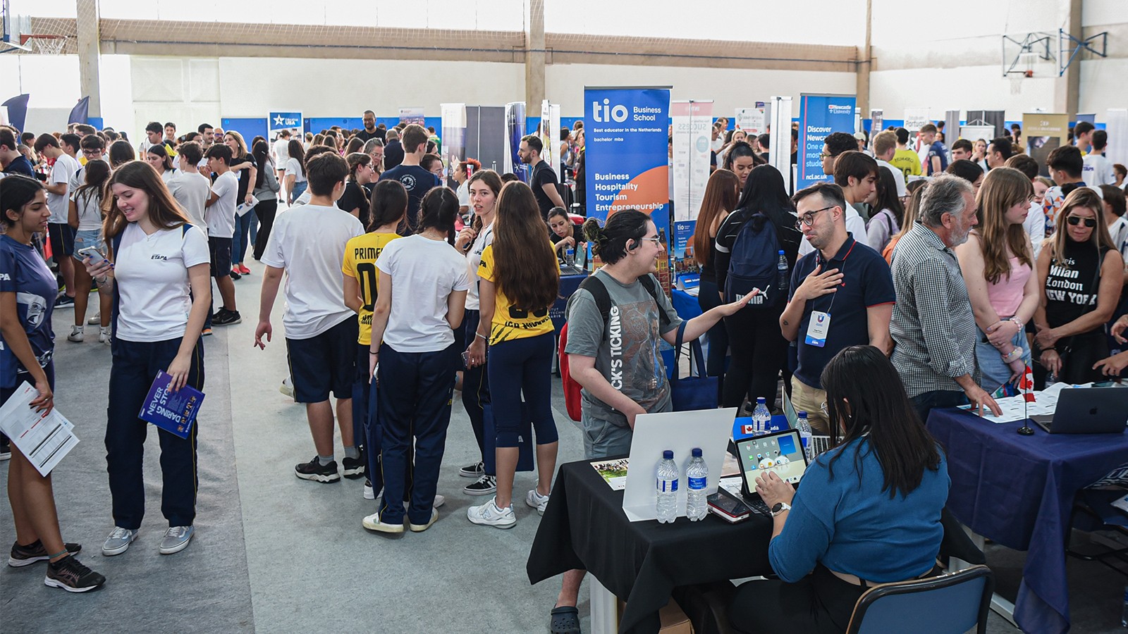 Feira reúne mais de 70 universidades internacionais no Etapa Valinhos