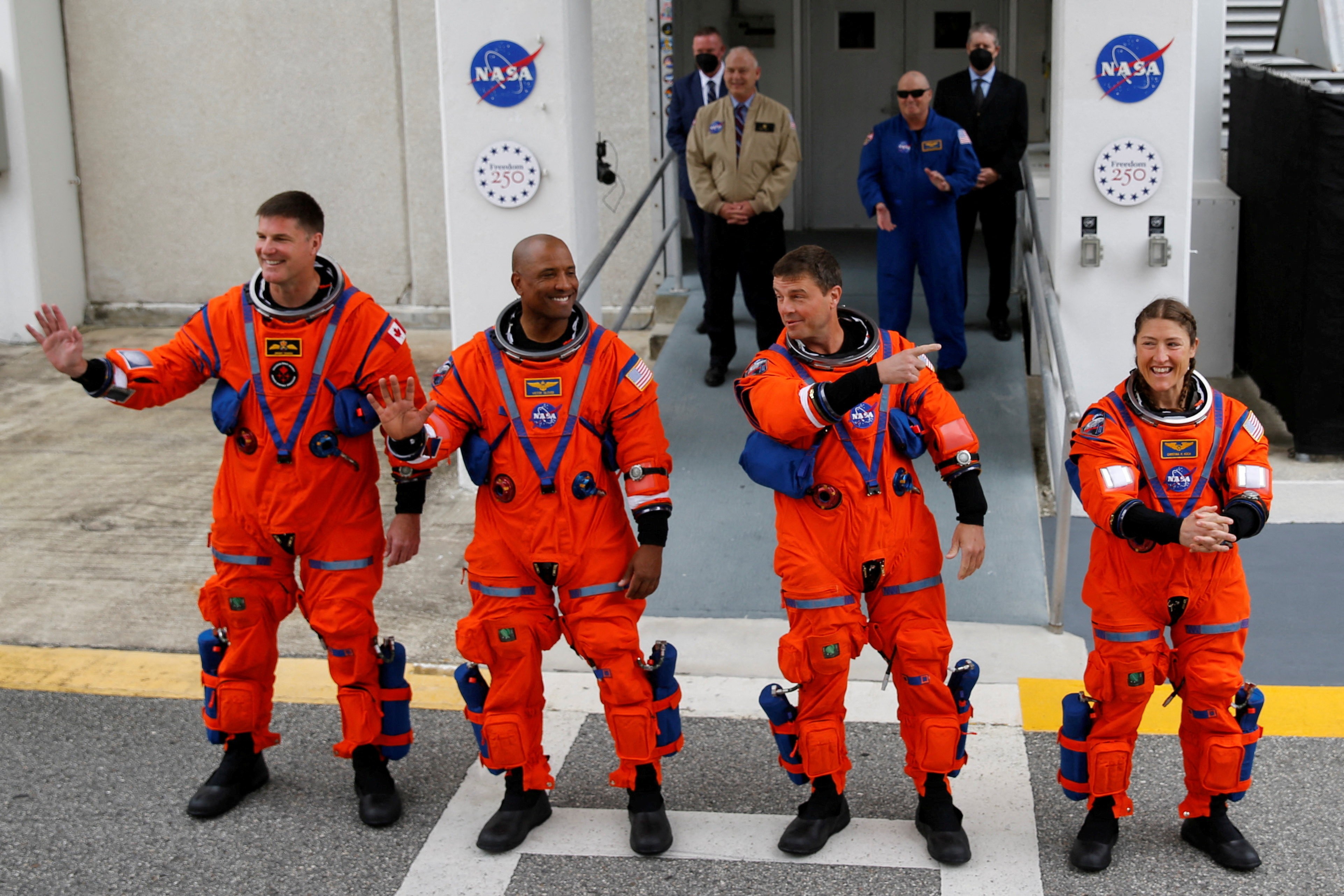 VÍDEO: veja momento do lançamento da Artemis II; 1ª missão tripulada rumo à Lua em 50 anos