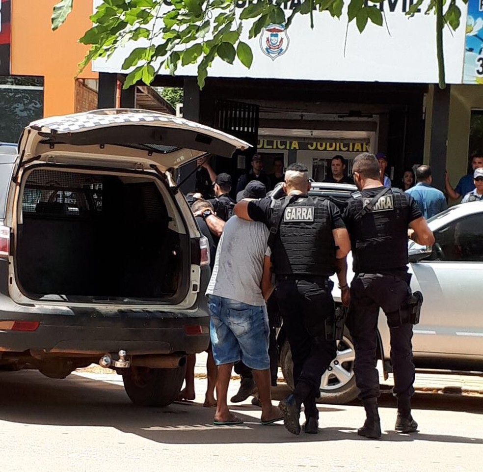 Juíza manda soltar fazendeiro que destruiu viaturas da Sema após ter  maquinário apreendido, em Colniza, MT - Jornal Info Rondônia