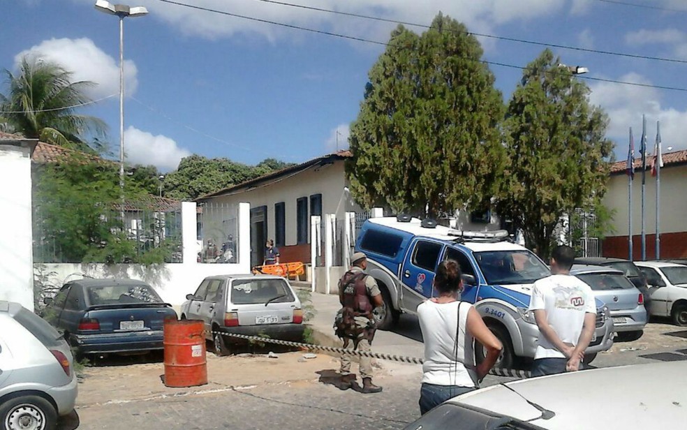 Motocicleta foi levada para Delegacia de Brumado, no sudoeste da Bahia, onde caso foi registrado — Foto: Divulgação/Polícia Militar