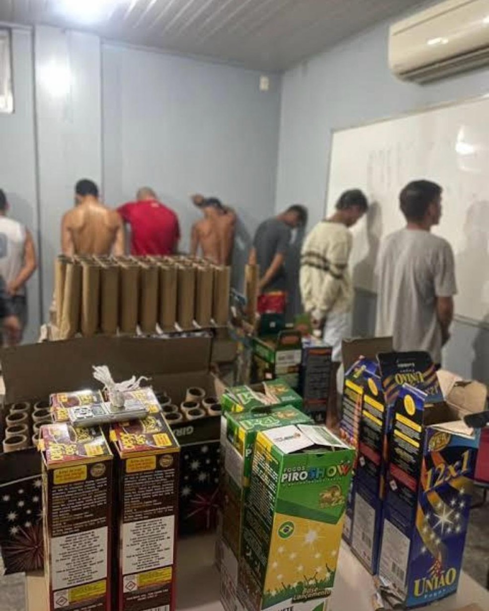 Queima de fogos foi registrada em Manaus e em municípios do interior do AM — Foto: Divulgação