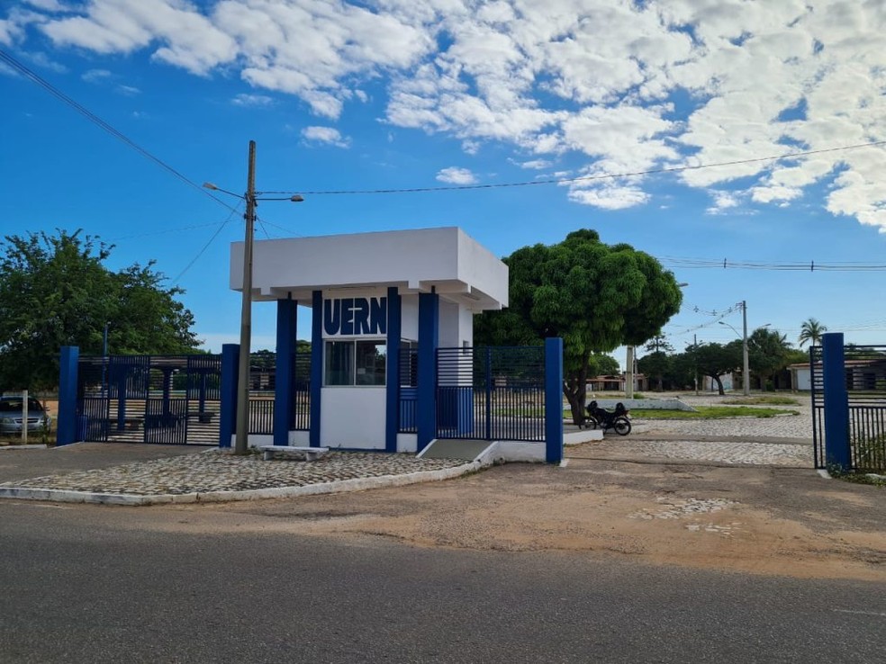 Entrada do campus da Uern em Mossoró — Foto: Uern/Divulgação