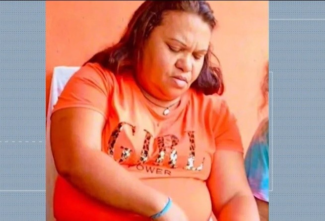 Mulher é morta a facadas e marido é principal suspeito, no Sertão