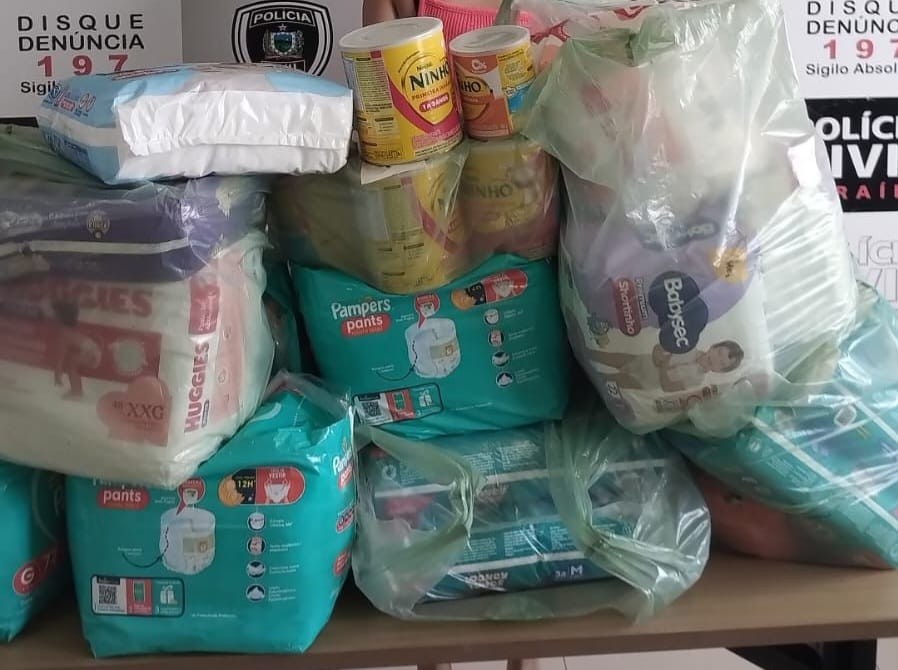 Mulher é presa suspeita de apresentar comprovantes de pix falsos ao comprar fraldas em farmácia, em João Pessoa