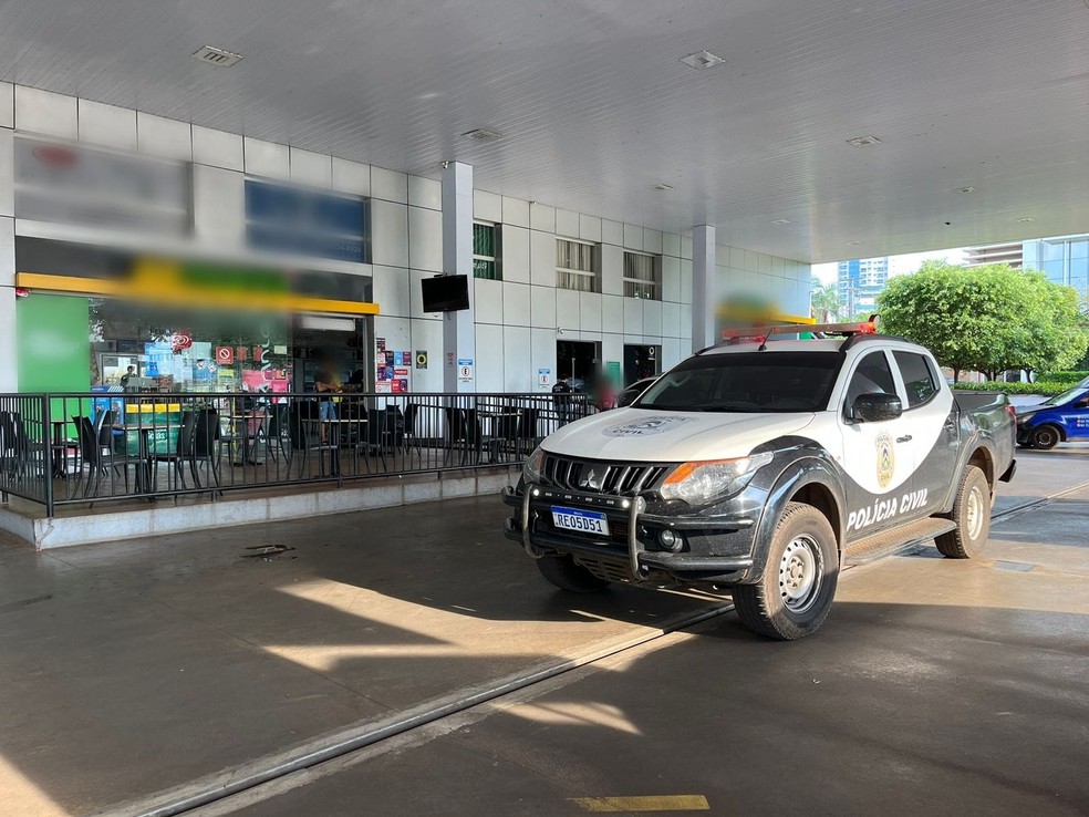 Homem morre após ser esfaqueado em posto de combustível — Foto: Ana Paula Rehbein/TV Anhanguera