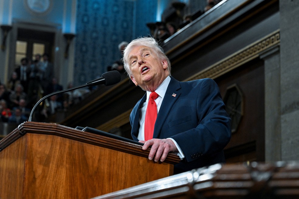 O presidente dos EUA, Donald Trump, faz o primeiro discurso do Estado da União de seu segundo mandato — Foto: Kenny Holston/Pool via Reuters