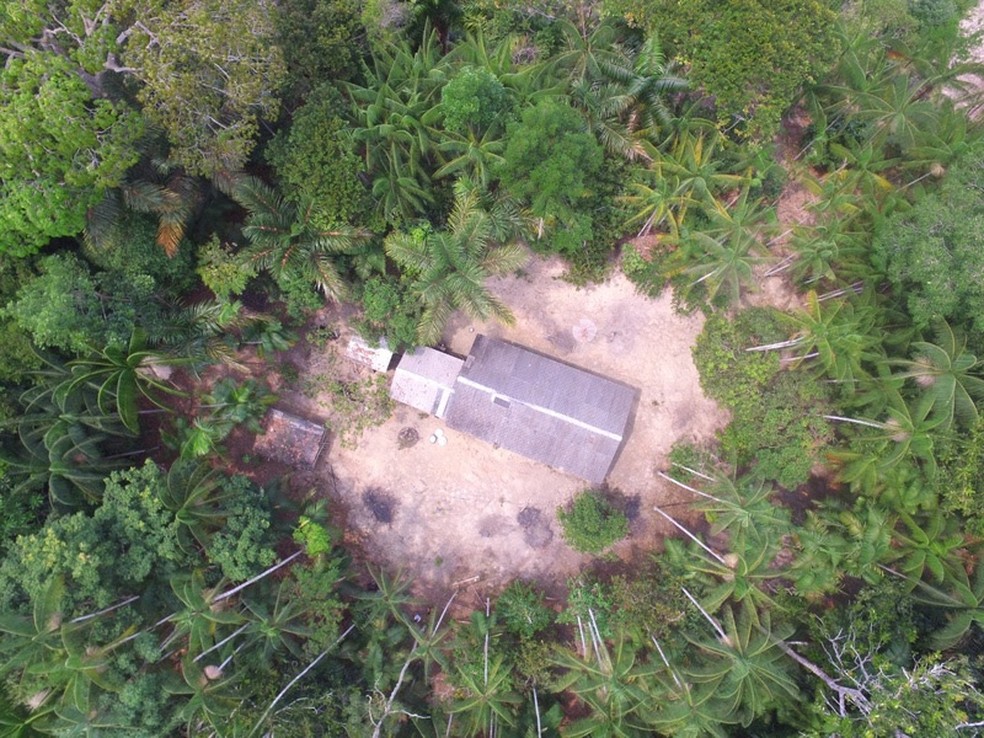 Sitio habitado há mais de 50 anos na região do rio Manicoré — Foto: Jolemia Chagas