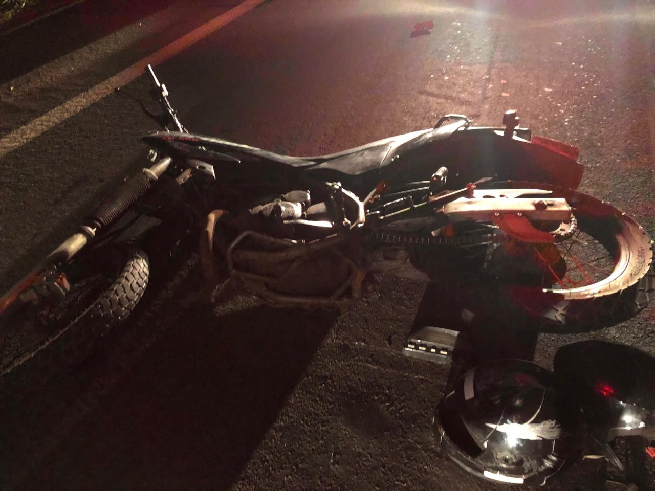 Motociclista morre após atropelar cavalo na Rodovia SP-332 em Conchal