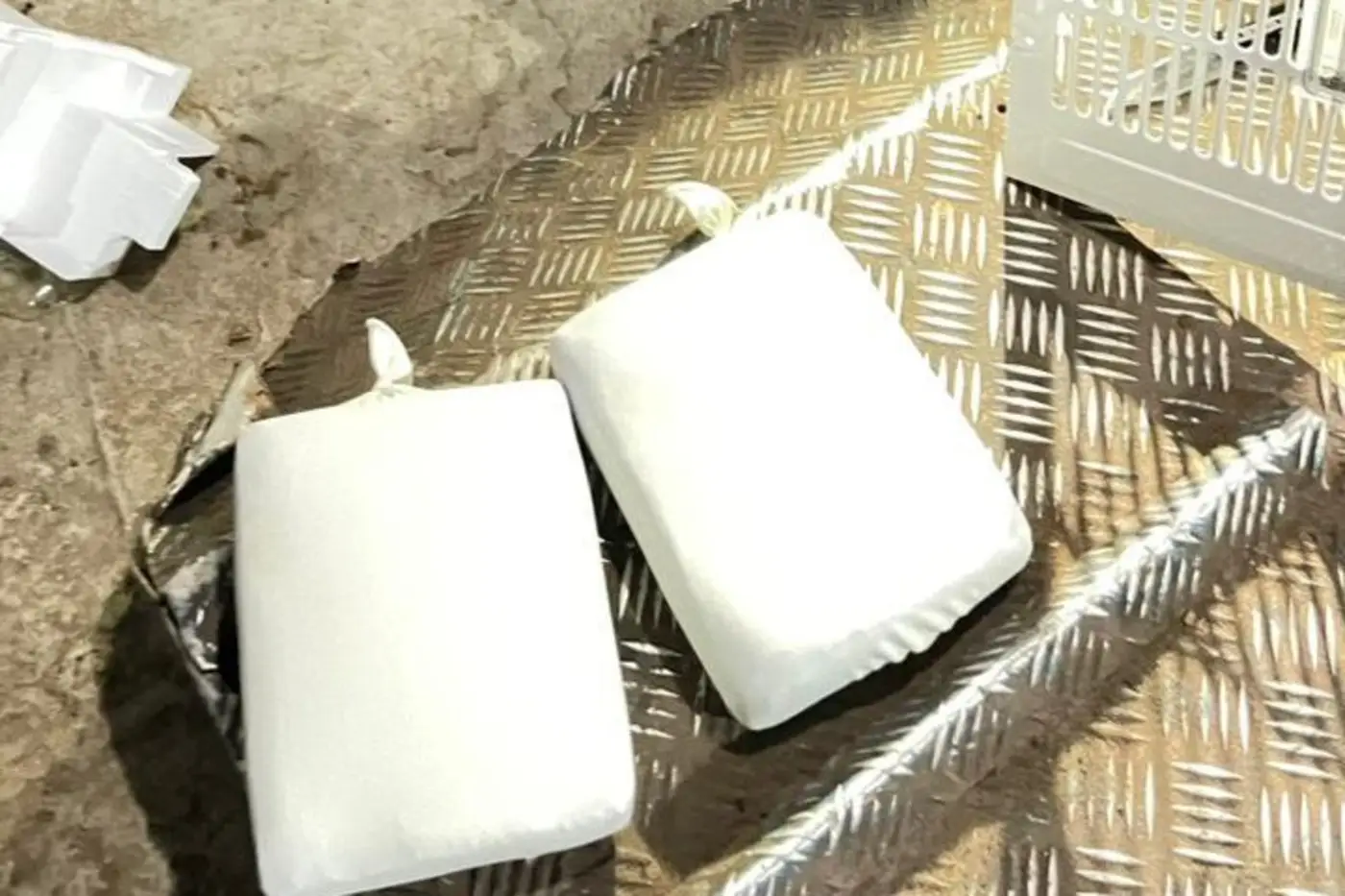 Mais de 4 kg de skank escondidos em eletrodoméstico são apreendidos em Óbidos