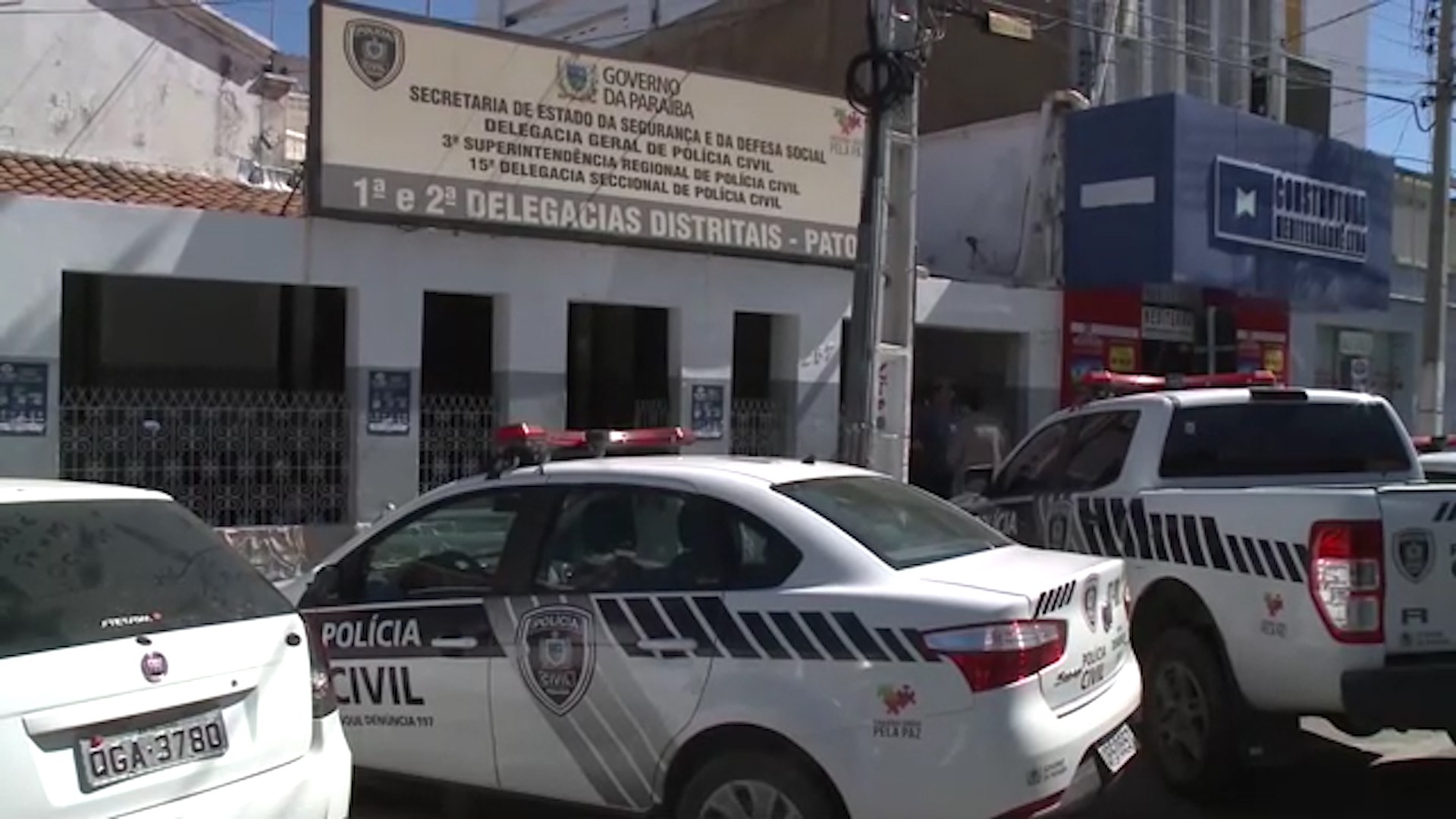 Homem é preso suspeito de agredir e manter mulher em cárcere privado no Sertão 