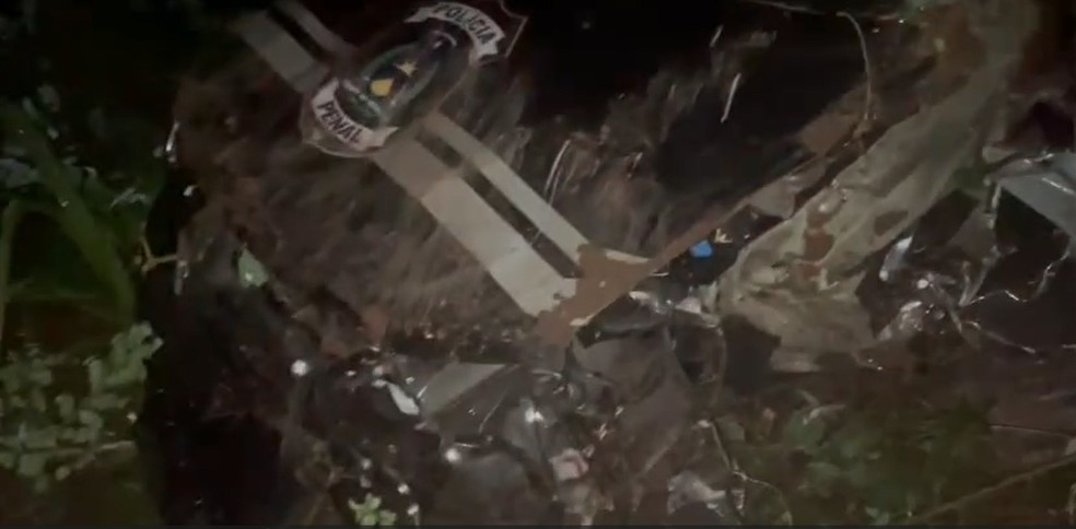 Viatura era da Unidade Penal de Augustinópolis, segundo a Seciju — Foto: Reprodução/Redes sociais