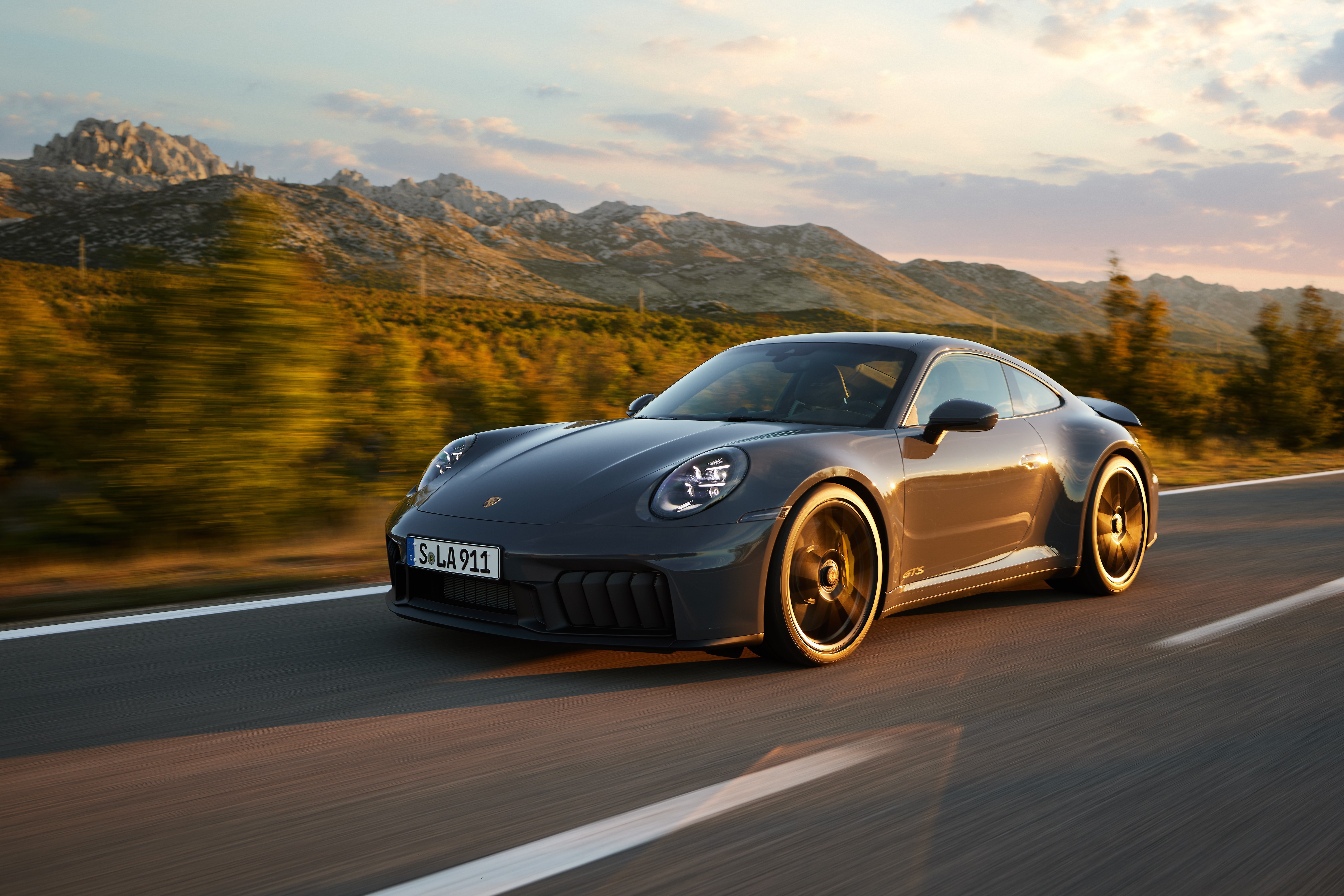 Porsche 911 GTS de Fábio Giga custa R$ 1,3 milhão e chega a 312 km/h; veja detalhes