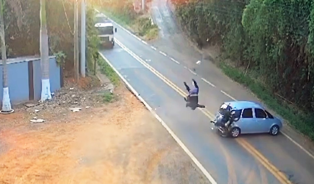 VÍDEO: Câmeras flagram acidentes após descumprimentos de leis de trânsito em Piracicaba e Limeira