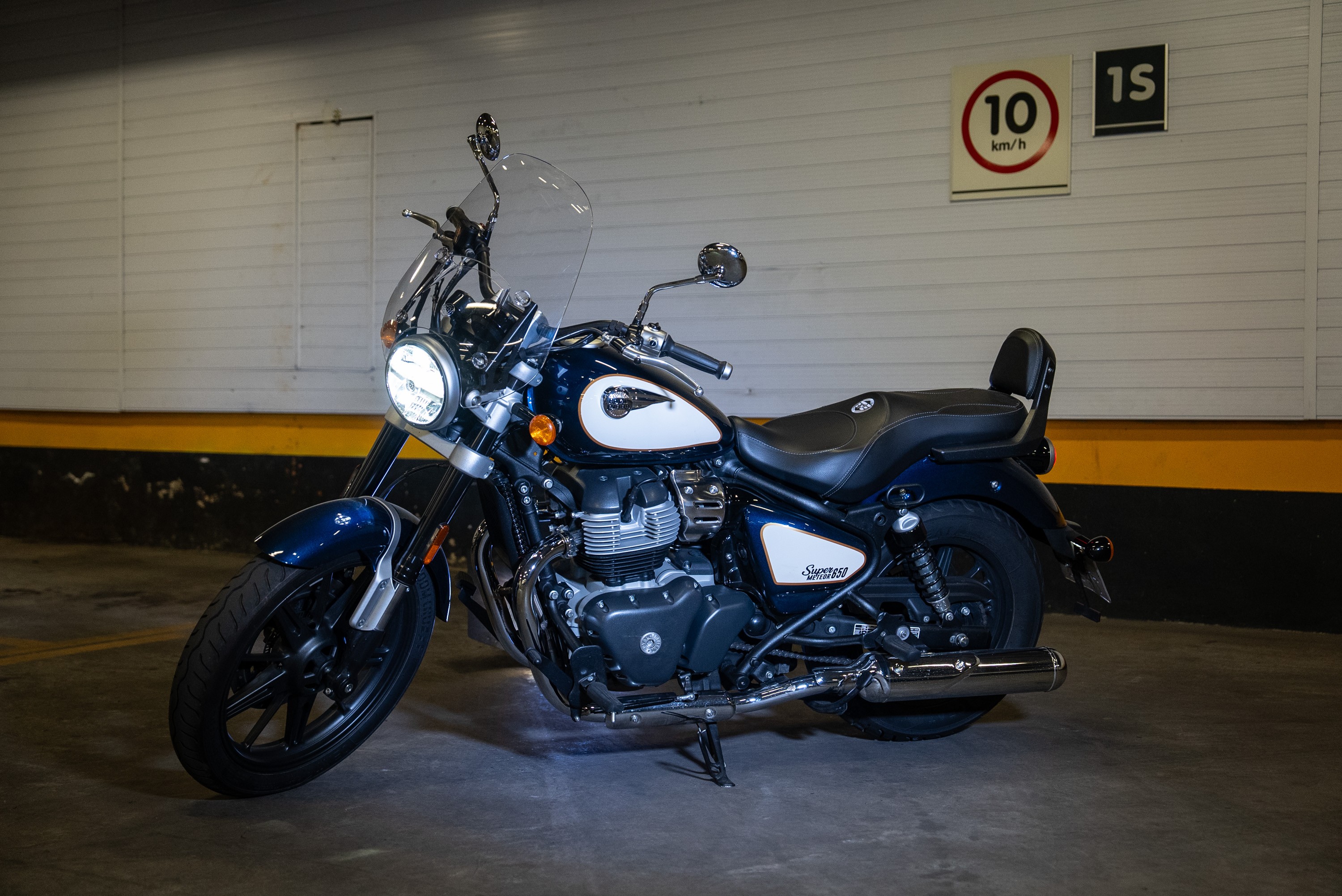 Royal Enfield Super Meteor 650: o que faz essa custom ter seis meses de fila de espera? O g1 testou