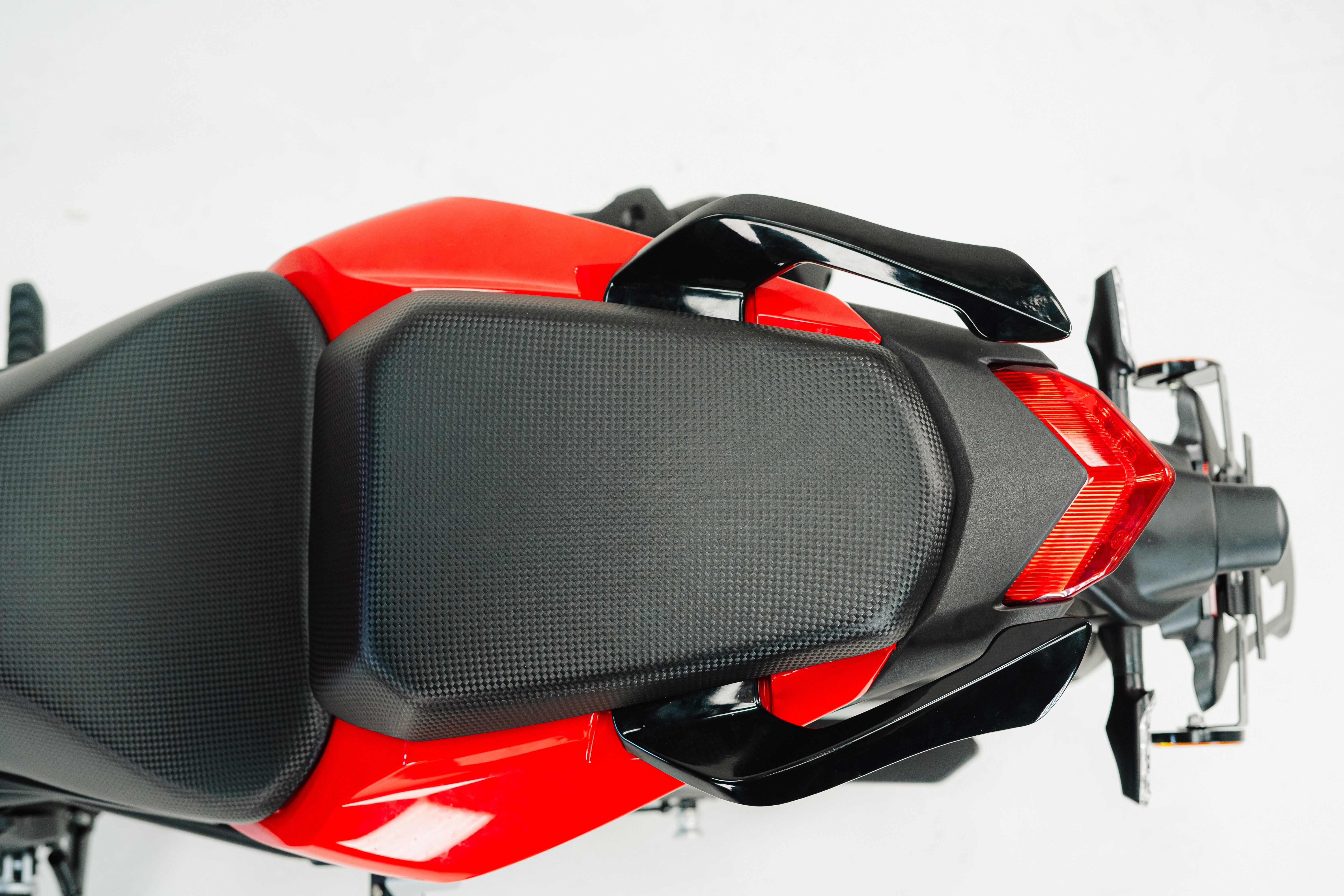 Shineray 250F chega por R$ 21.500 para enfrentar a Honda CB 300F ...