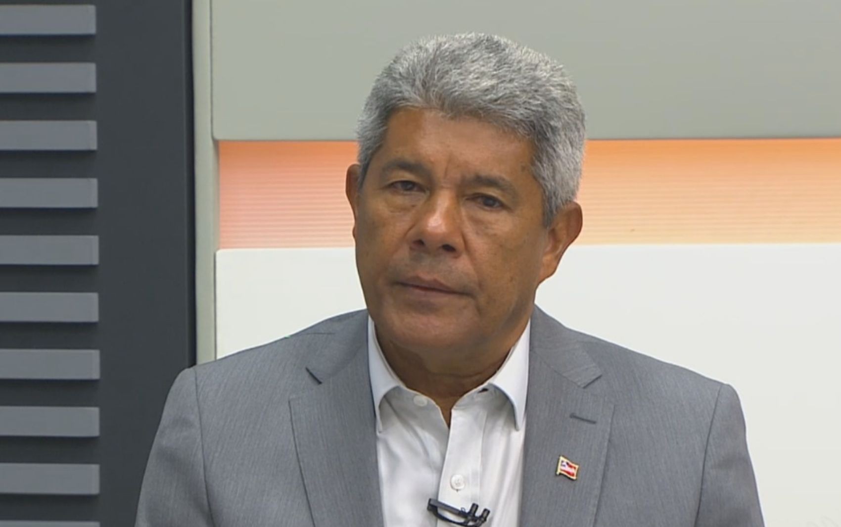 Jerônimo Rodrigues anuncia que mandou projeto do pagamento dos precatórios para professores para Alba