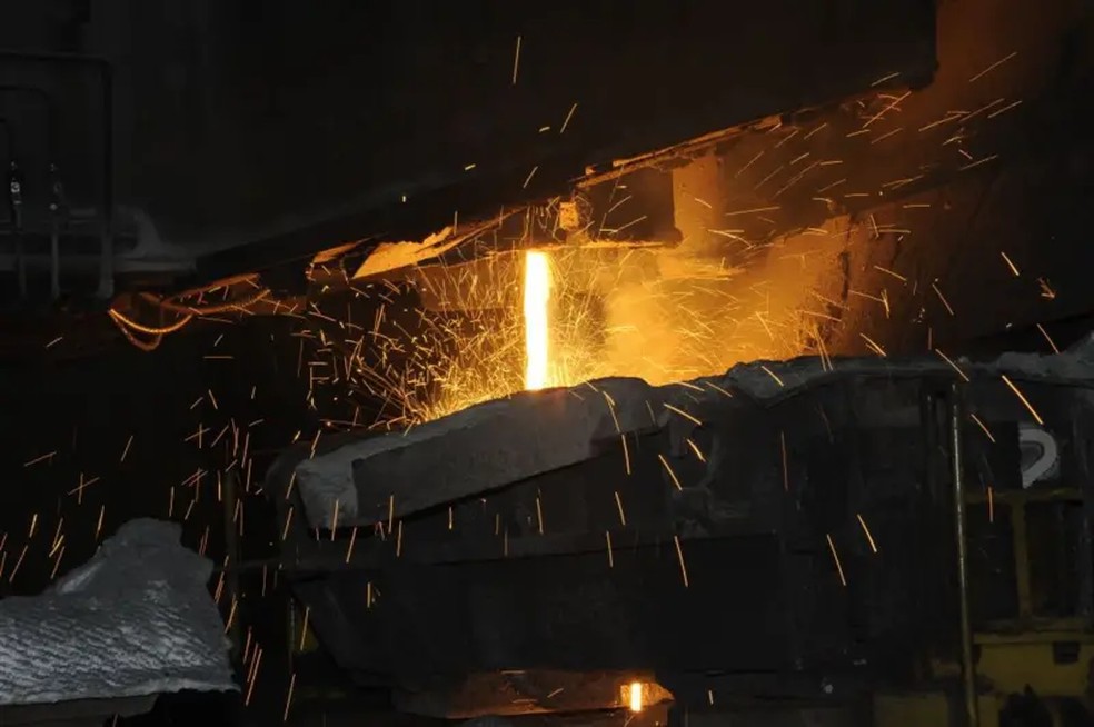 Gerdau possui siderúrgicas nos EUA e deve ser menos afetada por tarifas de Trump — Foto: Getty Images via BBC