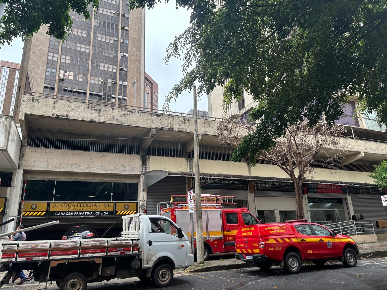 Homem morre em queda de elevador no prédio da Justiça Federal, em BH