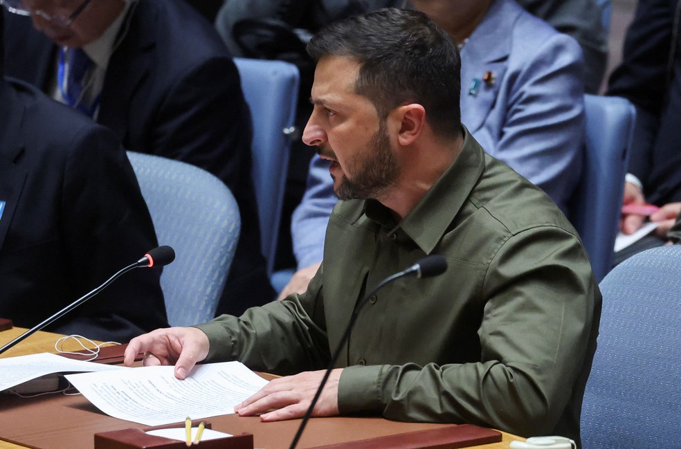 Presidente ucraniano, Volodymyr Zelensky, discursa ao Conselho de Segurança da ONU em 20 de setembro de 2023 — Foto: Mike Segar/REUTERS