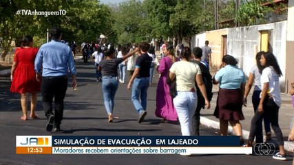 Moradores de Lajeado passam por simulação de evacuação