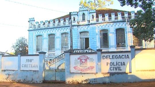 Prefeitura Municipal de Cravinhos 9909 em Ribeirão Preto por