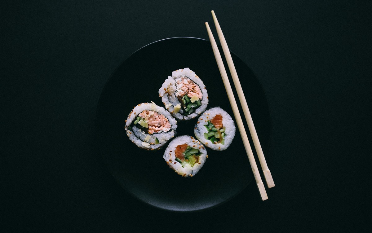 日本が世界で最も「薄い」国の一つになるのに役立つ 2 つの法律 | 幸福