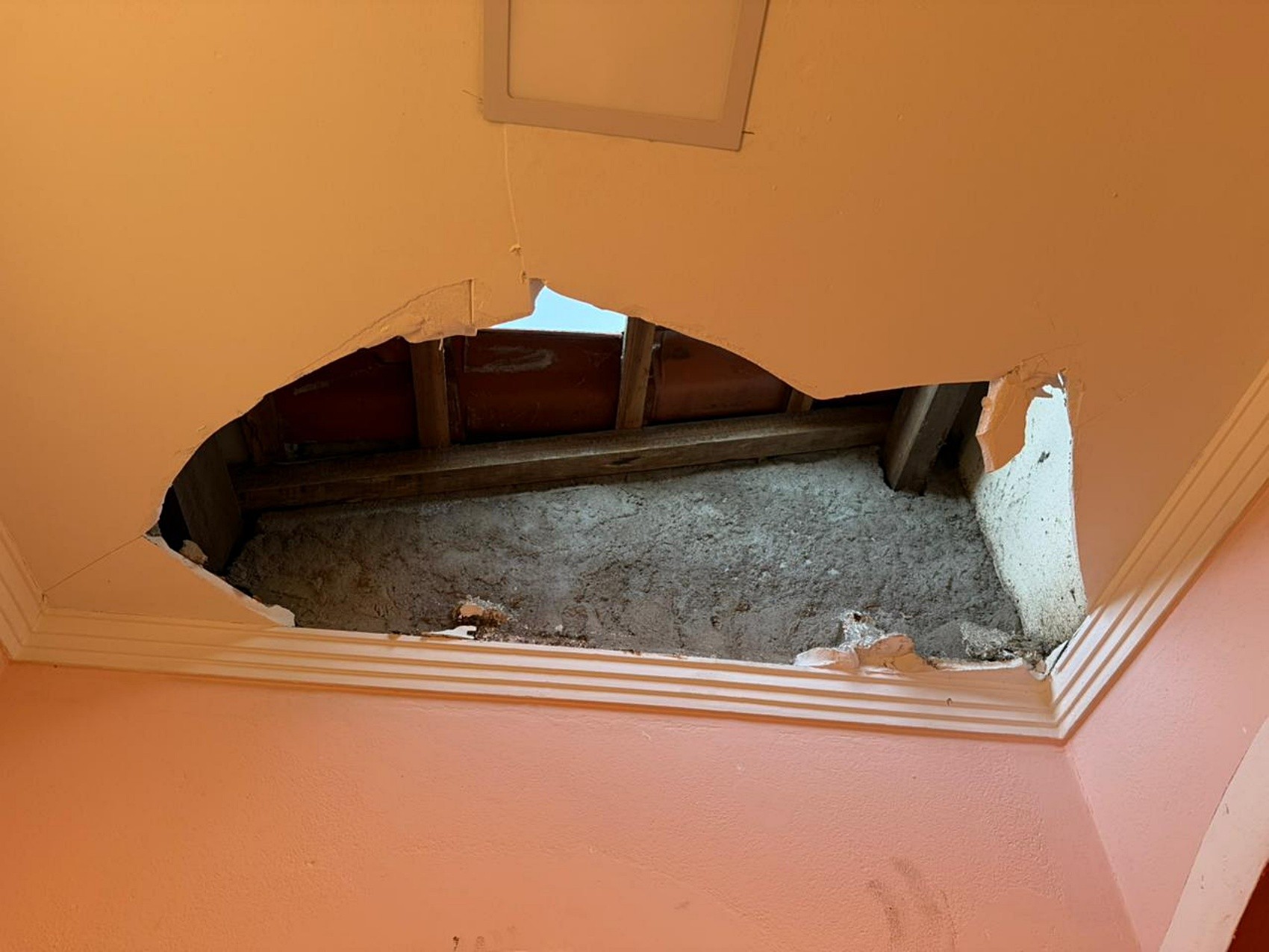 Igreja é assaltada e vandalizada em Extrema pela quarta vez este ano