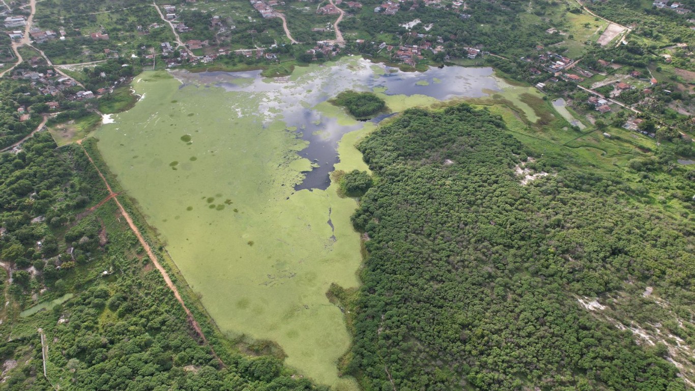 Moradores protestam contra esvaziamento da Barragem do Cipó; veja esclarecimentos sobre possíveis riscos