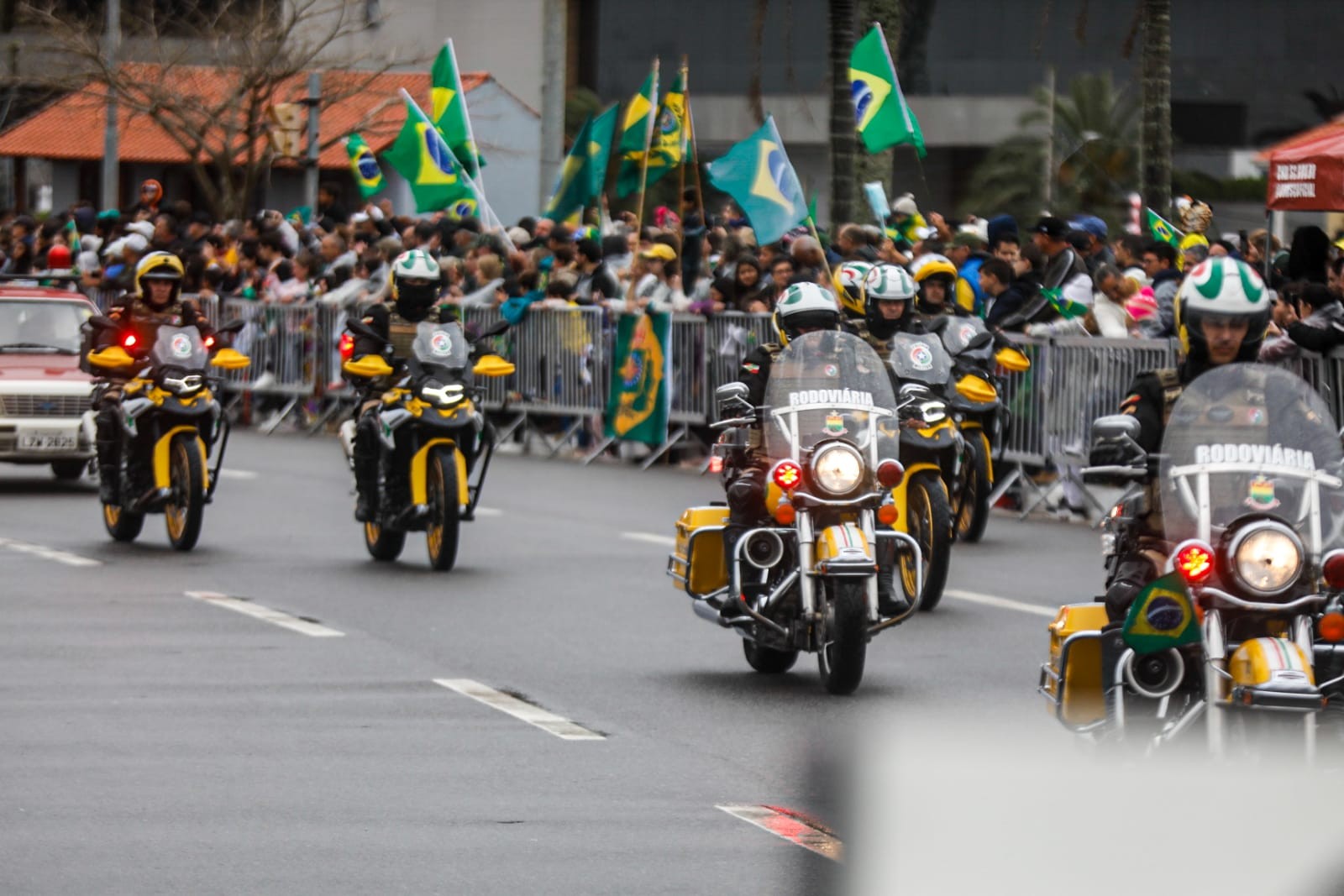 Desfile de 7 de Setembro vai alterar trânsito em Florianópolis; veja pontos de interdição