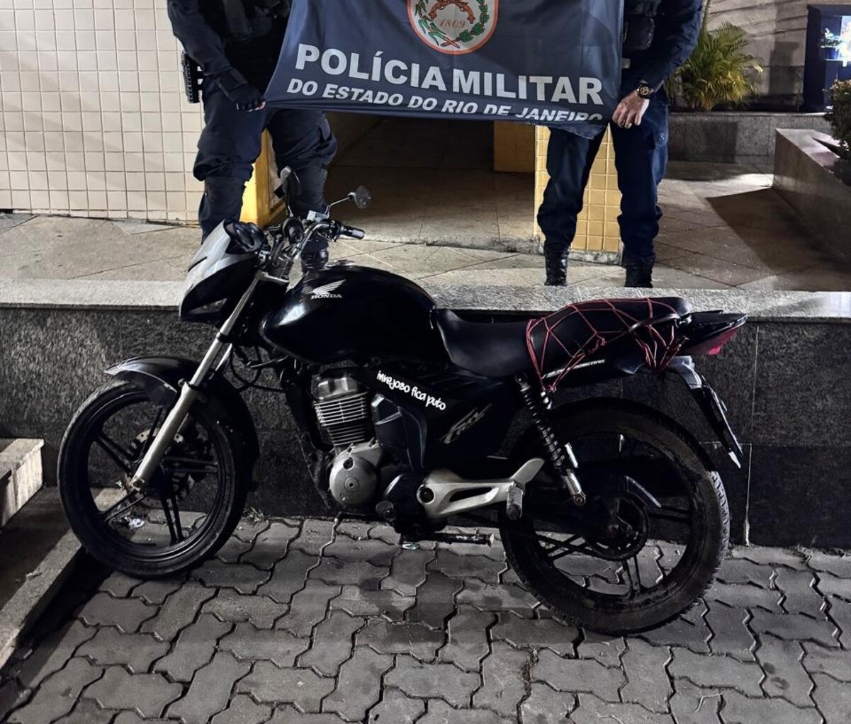 Jovem é detido por esconder moto usada em tentativa de homicídio em Três Rios  
