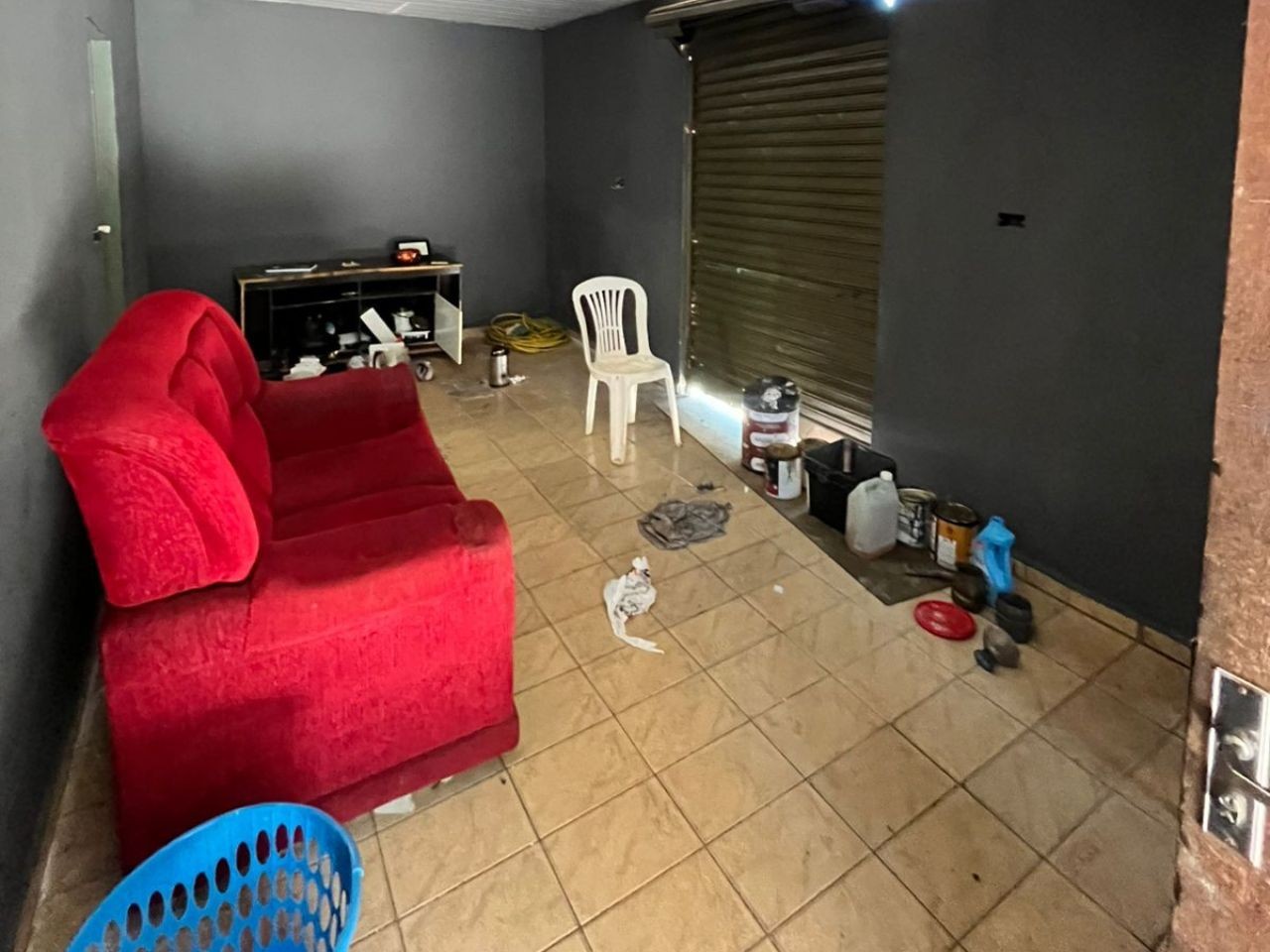 Sete são presos após sequestrar e torturar jovem com porrete por dois dias em MS