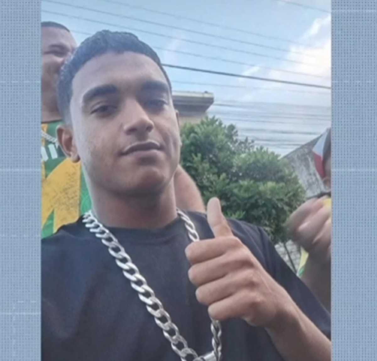 Adolescente de 17 anos é morto a tiros por criminosos na Jatiúca, em Maceió