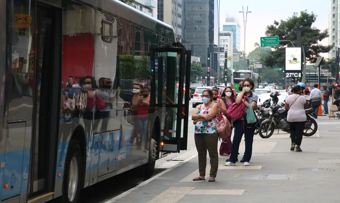 Para não perder o ônibus: quais apps usar para acompanhar o transporte público em tempo real