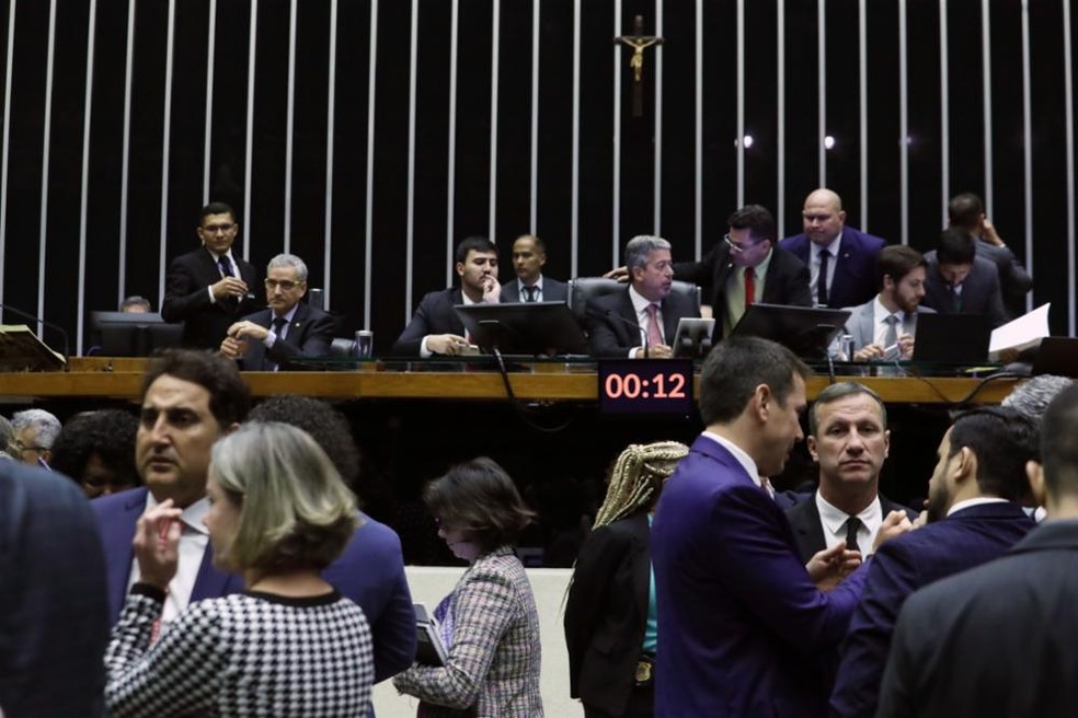 Deputados federais votaram na noite desta quarta-feira o texto da MP que reestruturou os ministério no governo Lula. — Foto: Bruno Spada/Câmara dos Deputados